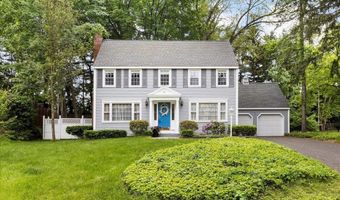 42 Pheasant Ridge Dr, Albany, NY 12211