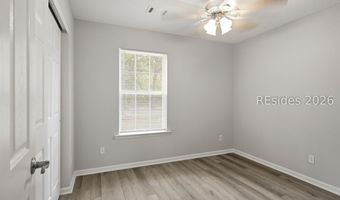 8 Star Magnolia Dr, Beaufort, SC 29907