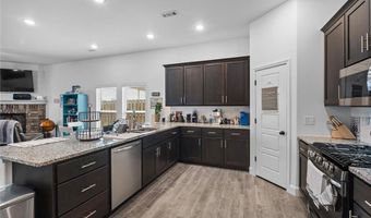 6102 NW Hoover St, Bentonville, AR 72713