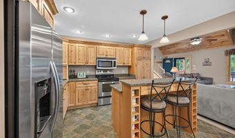 14 VICKIE Way, Basye, VA 22810