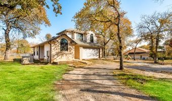 357 Whispering Oaks Dr, Adkins, TX 78101