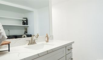 98-501 Koauka Loop A1006, Aiea, HI 96701