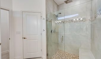 5413 WISHING ARCH Dr, Apollo Beach, FL 33572