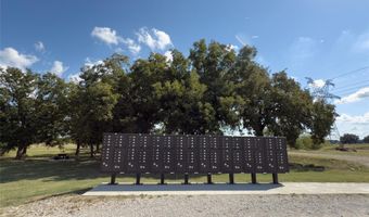 330 Rolling Ranch Blvd, Alvord, TX 76225