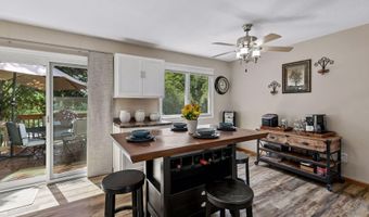 7370 158th St W, Apple Valley, MN 55124