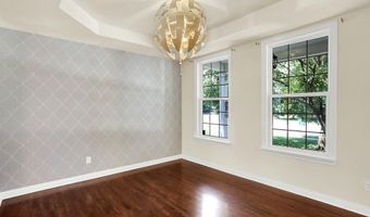 679 Erin Dr, Avon, IN 46123