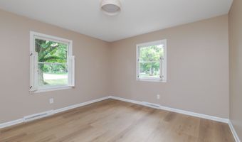 5445 E 72nd Pl, Indianapolis, IN 46250