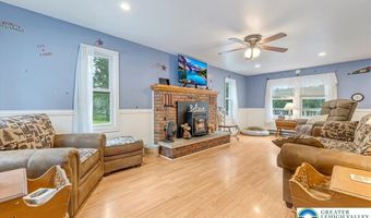 9338 Sherwood Dr, Kunkletown, PA 18058