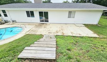861 Oak Crst, Baxter Springs, KS 66713