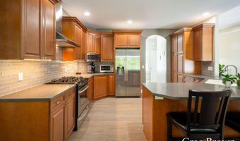 1995 Knollpoint Dr NE, Ada, MI 49301