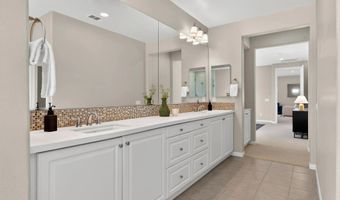 21421 Trail Ridge Dr, Escondido, CA 92029