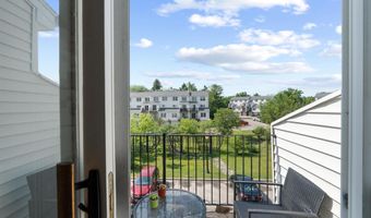 1876 Lindsay Ln, Ann Arbor, MI 48104