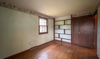 60 White Fox Rd, Agawam, MA 01030