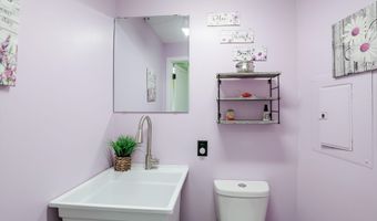 17 Point Ln, Arcadia, IN 46030
