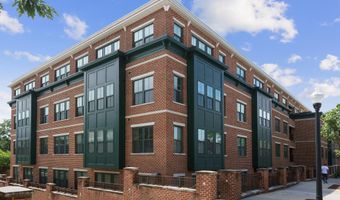 2101 N MONROE St 213, Arlington, VA 22207