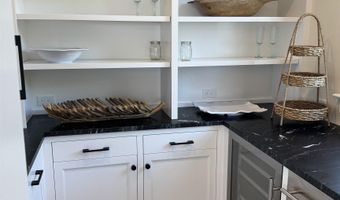 281 7th, Avalon, NJ 08202