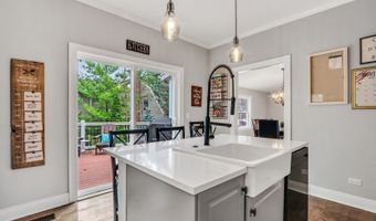 42037 N Old Lake Ave, Antioch, IL 60002