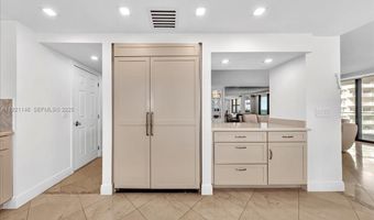 9801 Collins Ave 11A, Bal Harbour, FL 33154