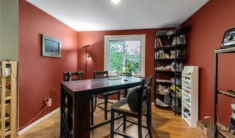 130 Groton Dr 4, Amherst, NY 14228