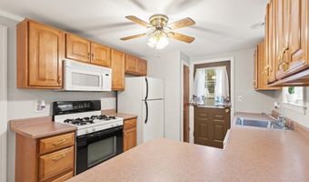 23 Warren St, Beverly, MA 01915