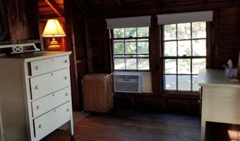 1-3 Parker Memorial Dr, Branford, CT 06405