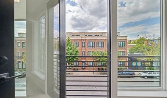 701 N HENRY St 306, Alexandria, VA 22314