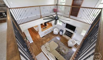 132 N Poplar St, Athens, GA 30606