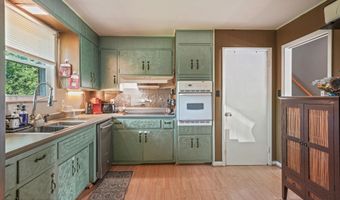 1061 S Linden Dr, Alcoa, TN 37701