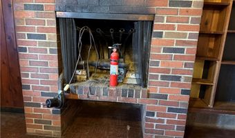 233 Horseshoe Dr, Adams Twp., PA 16046