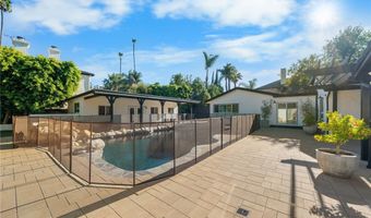 16206 Morrison St, Encino, CA 91436