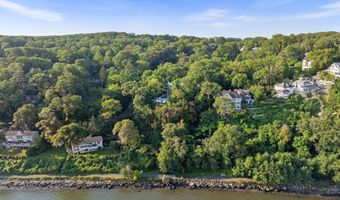 1 Cameron Cir, Atlantic Highlands, NJ 07716