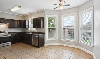 204 DOERR Dr, Arabi, LA 70032