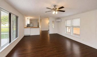 809 W 9th St, Baxter Springs, KS 66713