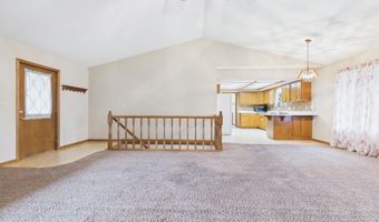 1212 E Fleetwood Cir, Brandon, SD 57005