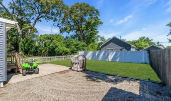 375 E Barnegat Ave, Bayville, NJ 08721