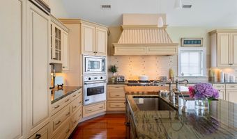 9 Seabreeze, Cape May Court House, NJ 08202