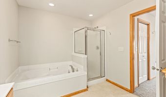 3906 NE Rosewood Ln 3906, Ankeny, IA 50021