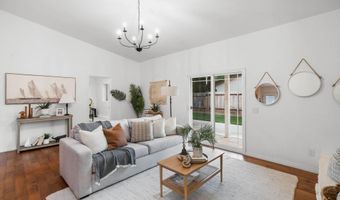 3226 Summit Dr, Escondido, CA 92025