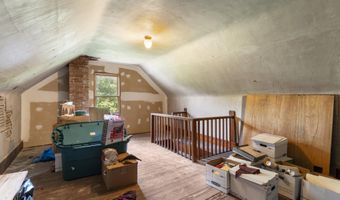 400 E Walker St, Ash Grove, MO 65604