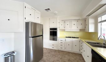 2280 E Valley Pkwy 8, Escondido, CA 92027