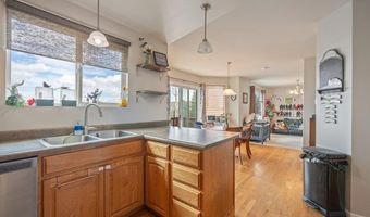 1513 SUNNY Hl, Cheyenne, WY 82001