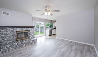 357 Novara Dr, Ballwin, MO 63021