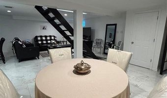 84 N Vivyen St, Bergenfield, NJ 07621
