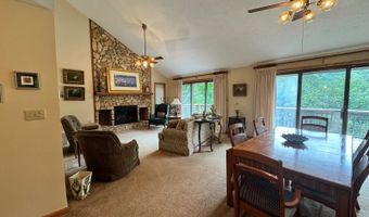 625 Old Turnpike Rd E, Banner Elk, NC 28604