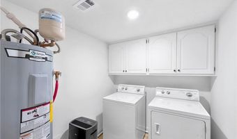 1 Mellor Ct, Bella Vista, AR 72715