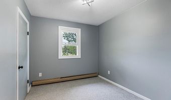 62 Fletcher Rd, Auburn, ME 04210