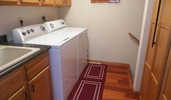 855 N High Point Rd 855, Madison, WI 53717