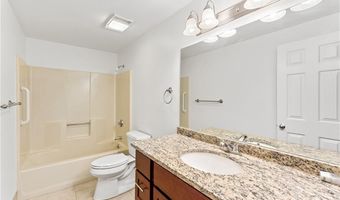 30 Argyle Ave 206, East Providence, RI 02915