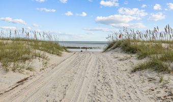 217 W Atlantic Blvd, Atlantic Beach, NC 28512