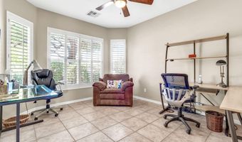 3929 E PEACH TREE Dr, Chandler, AZ 85249